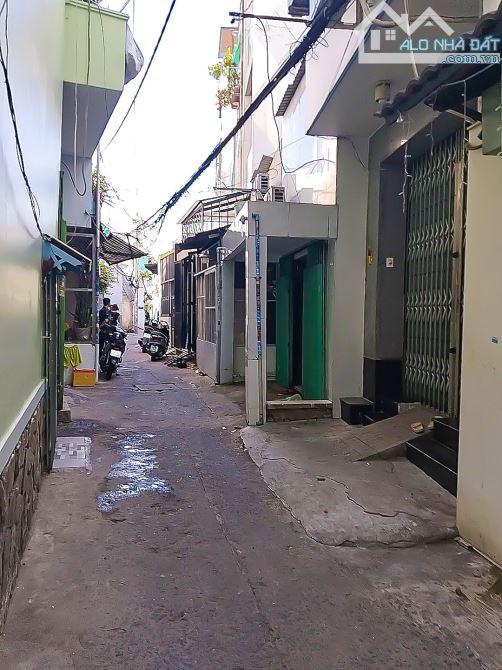 BÁN NHÀ ĐẸP DƯƠNG BÁ TRẠC , QUẬN 8 _ 4 TẦNG CHỈ NHỈNH 4 TỶ