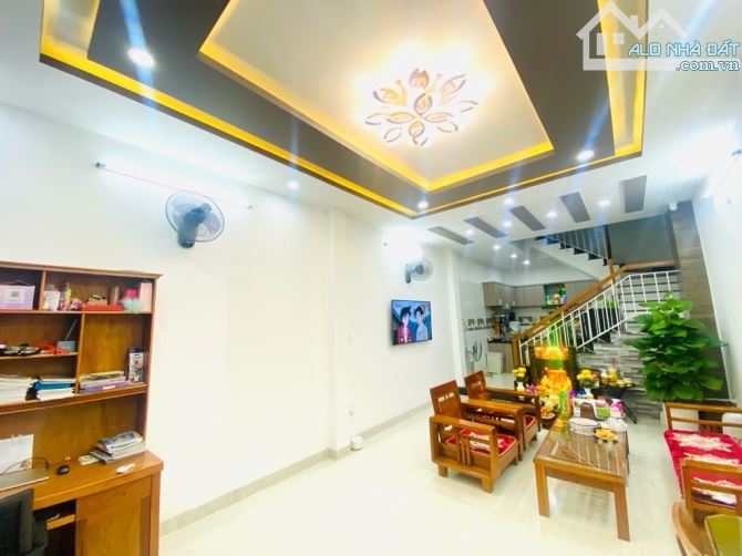 Bán nhà 2 tầng Lưu Trọng Lư -70m2, 6tỷ700tr -nhà 2 tầng đẹp gần sông, trung tâm Hải Châu
