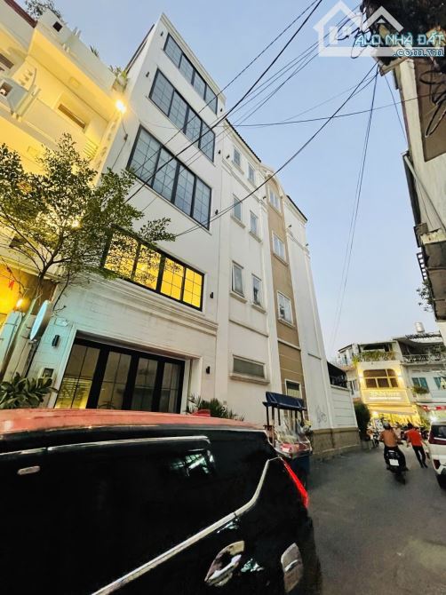 VIP QUẬN 1- MT HIẾM BÁN- NGUYỄN VĂN NGUYỄN- 42m2 (4x10)- 5 TẦNG- CHỈ 1x TỶ TL