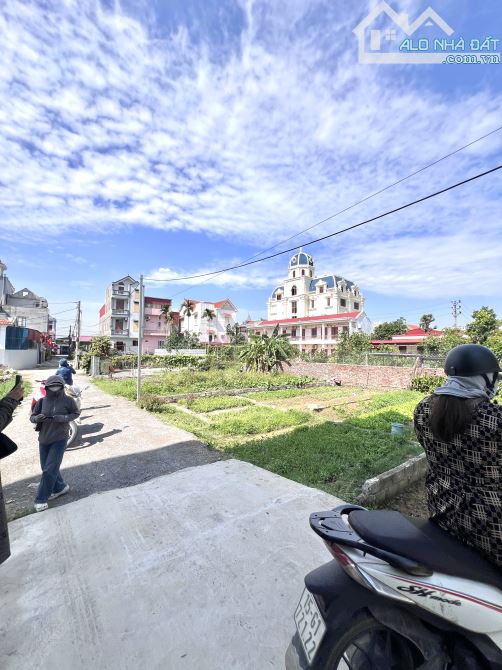 Bán lô GÓC - 3 mặt thoáng - tuyến 2 đường 203 Hoa Động - Thuỷ Nguyên