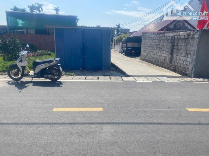 Bán lô góc cực đẹp tại Hoa Động nằm trên trục liên thôn 76m giá chỉ 3,2x tỷ.