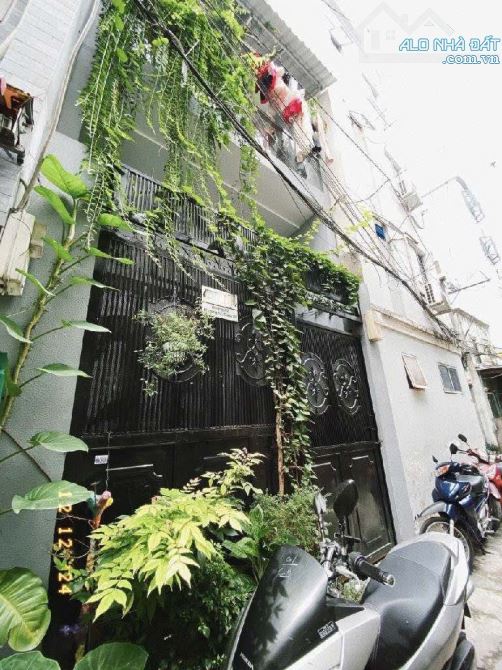 KHU VIP QUẬN 10 3THÁNG 2 50M2 3TẦNG ĐỆP NGANG 4M H3GÁC 10M RA HXH CHỈ 7.9TỶTL