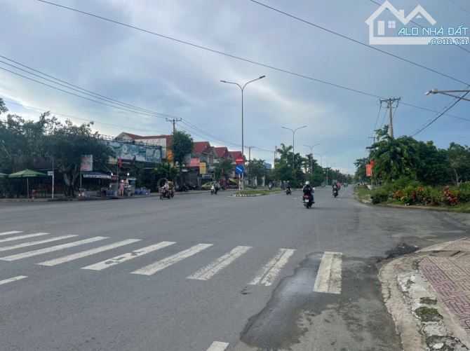 BÁN NỀN 617 M2 GÓC 02 MẶT TIỀN ĐƯỜNG LẦN LƯỢT LÀ MẶT TIỀN ĐƯỜNG NGUYỄN VĂN CỪ VÀ ĐƯỜNG SỐ