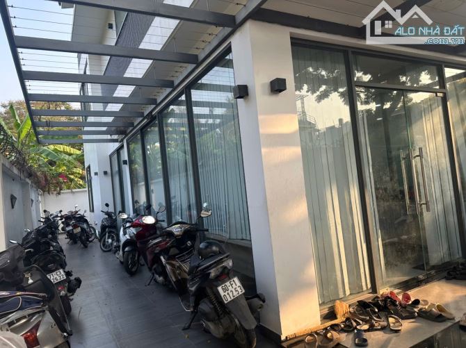 Biệt thự khu dân cư Hưng Phú đường Liên phường tiện làm văn phòng