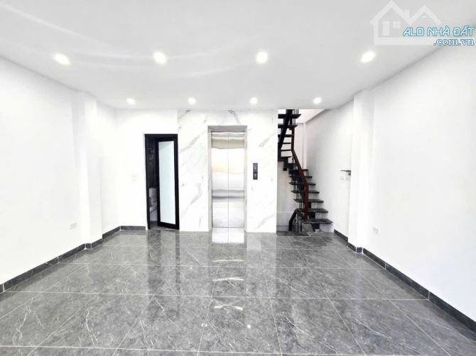 Bán nhà  Nguyễn Văn Ngọc, Ba Đình - Nhà phân lô - ngõ ô tô đỗ cửa - 44m x 5T, 17.6 tỷ