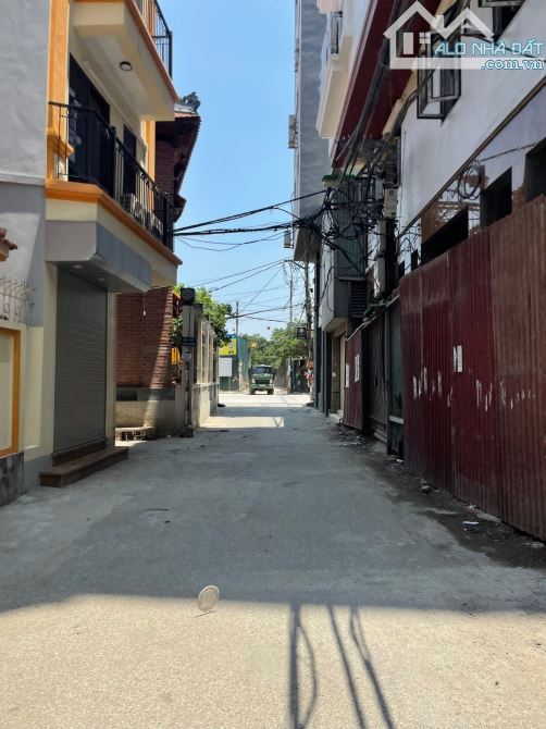 Bán nhà phố Bạch Mai - 41m2 - 8,2 tỷ - lô góc,thoáng - vị trí đẹp,gần phố