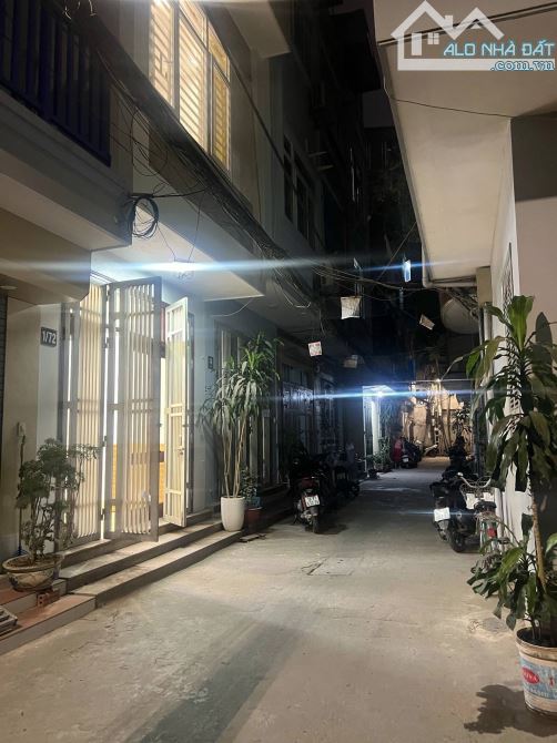BÁN NHÀ BA ĐÌNH - 60M X 5T , MTIEN 5M, NGÕ THÔNG, NHÀ MỚI VỀ Ở LUÔN GIÁ 10 TỶ