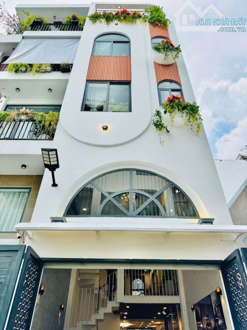 Bán nhà hẻm 6m đường Phạm Văn Chiêu, P.9, 4 x 15, 5 lầu, có thang máy  giá 9.8 tỷ tl