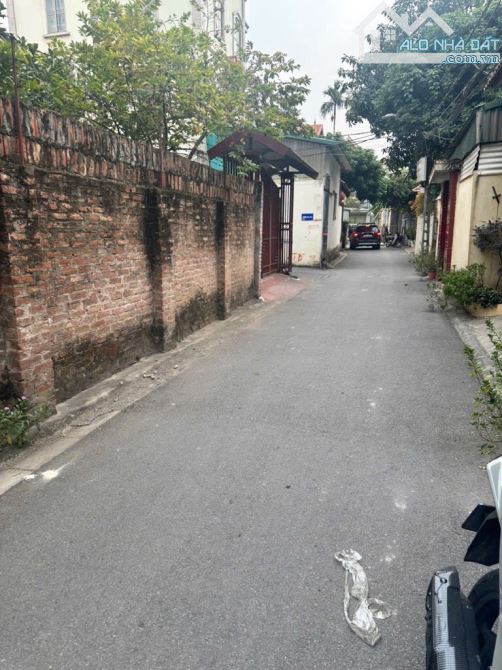 BÁN ĐẤT ĐÀO XUYÊN, ĐA TỐN 150M2 - MẶT TIỀN 6.7M - NGÕ XE TẢI - NHỈNH 11 TỶ