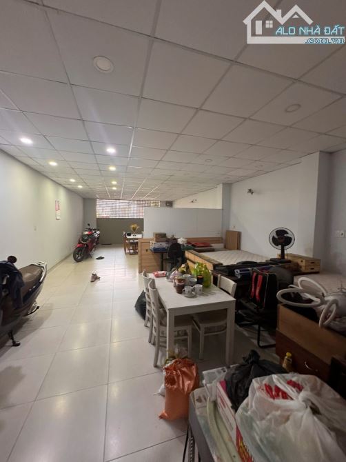 Mặt Tiền Bình Long Phú Thạnh Tân Phú 4 tầng 144m2 ngang 8m chỉ 19 tỷ