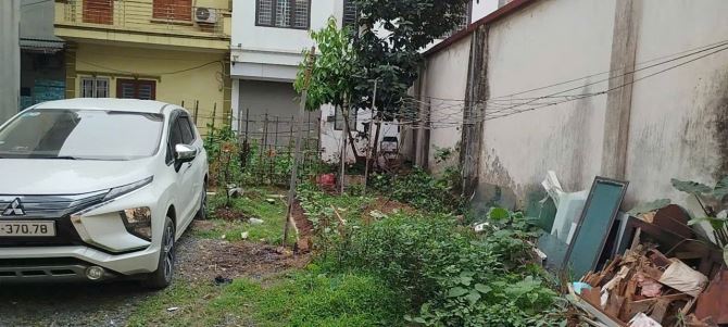 Bán đất đường Hoàng Tăng Bí - DT 60m2 - MT 5m - giá chỉ 8 tỷ - nhà phân lô - oto vào nhà