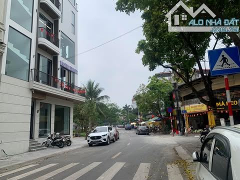 BÁN NHÀ PHỐ ÁI MỘ DÒNG TIỀN HOẶC Ở ĐỀU ĐỈNH CAO 97M-5TẦNG-5MT.19.2TỶ Ô TÔ TRÁNH KINH DOANH
