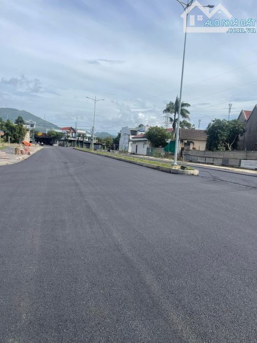 Bán nhanh lô đất mặt tiền đường D30 khu Lộc Phát 2 tại Vĩnh Hiệp
