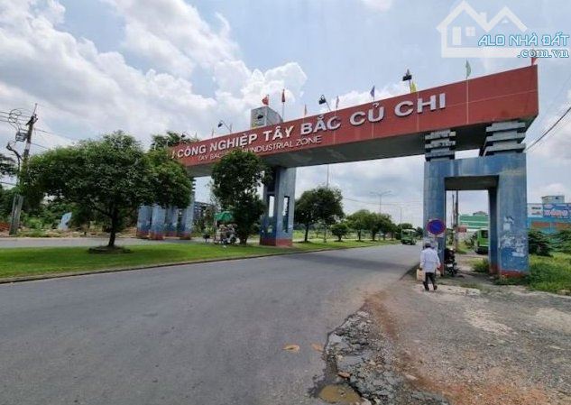 Cần bán sỉ 5 lô đất liền kề , gần bến xe Củ Chi, giá rẻ nhất khu vực