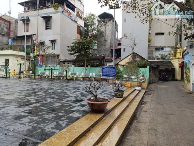Lô góc Hoàng Hoa Thám ô tô đỗ cửa 3 thoáng 157m chỉ 23.5 tỷ