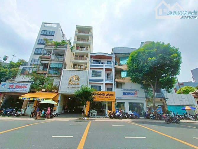 Cần bán nhà mặt tiền K300, diện tích: 5x15.5m giá 20.5 tỷ còn TL