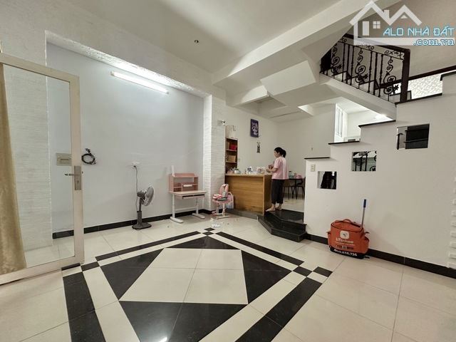 🔥 BÁN GẤP TRONG THÁNG - PHAN XÍCH LONG - 53,5M² - 4 TẦNG