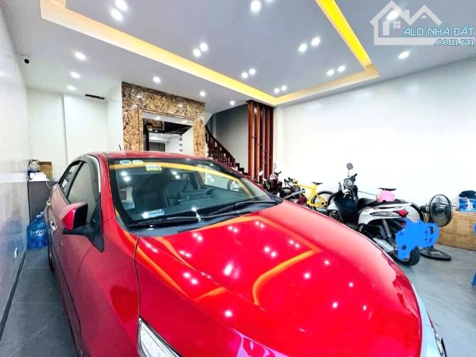 SIÊU PHẨM PHÚ DIỄN Ô TÔ TRÁNH, VỈA HÈ ĐÁ BÓNG, THANG MÁY, SỔ HOA HẬU, KINH DOANH, VĂN PHÒN