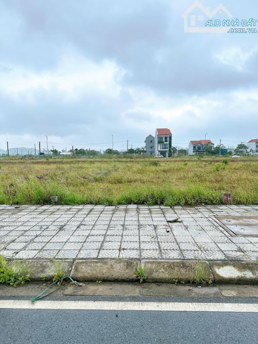 Bán đất 100m2 KQH Thuỷ Dương, Khu mới OTT4 – Khu đô thị An Vân Dương, gần trường FPT