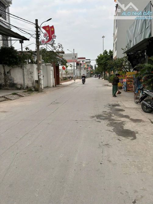 ĐẤT NỀN PHÚC HẬU - DỤC TÚ, 60M2, NGÕ THÔNG Ô TÔ, 10M RA BÌA LÀNG VÀI LÀN XE TẢI TRÁNH