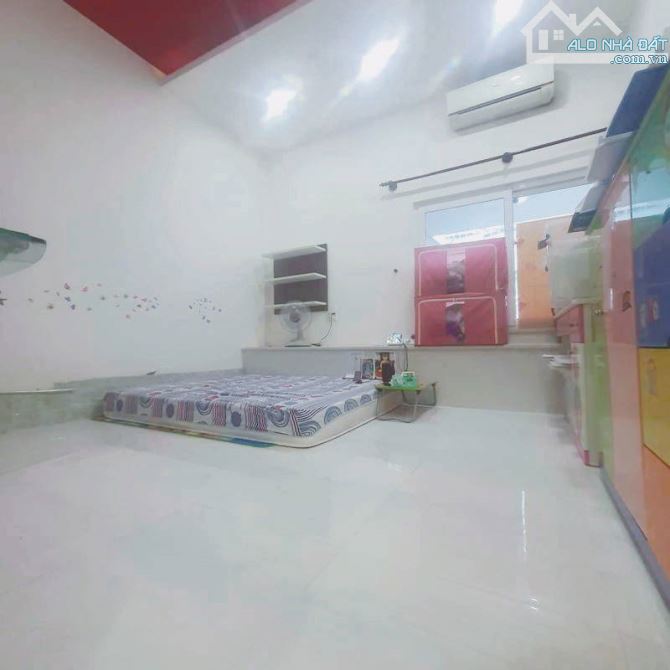 Nhà Hẻm Xe Hơi , Khu VIP, Sân Ô Tô  Trung Tâm Quận 10