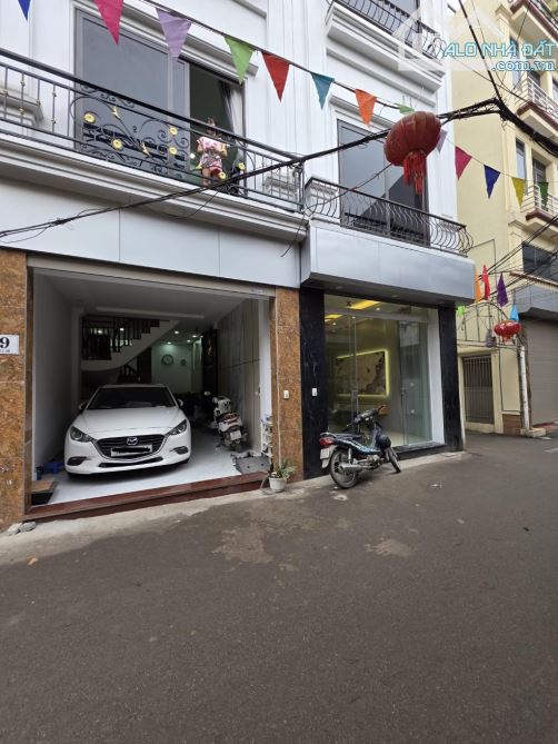 TRUNG TÂM THANH TRÌ, Ô TÔ VÀO NHÀ 5 TẦNG 48m2 GIÁ 8,3 TỶ
