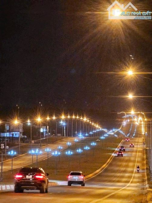 ĐẤT MẶT ĐƯỜNG ĐẠI LÔ ĐÔNG TÂY (VÕ NGUYÊN GIÁP  GIÁ HƠN 4TY XÍU, 5X22TCFULL  A30  KINH DOAN