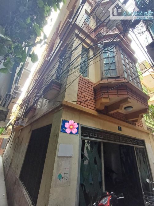 Bán nhà Võ Thị Sáu: hơn 16 tỷ, 70m2. Khu phân lô, lô góc - 4