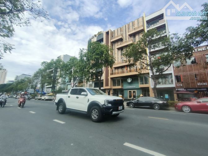 SỤP HẦM  BÁN GẤP TÒANHÀ 4,5 TẦNG - BÊN CẠNH TRẦN HƯNG ĐẠO