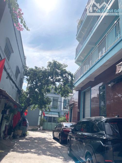 NHÀ 2 MẶT TIỀN – HẺM XE TẢI – 82M² CHỈ NHỈNH 5 TỶ –  TÊN LỬA BÌNH TÂN