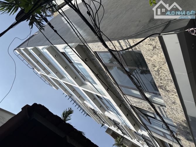 NHÀ NGỌC THUỴ 35m2 x 7tầng OTO ĐỖ TRƯỚC CỬA GIÁ 11.x tỷ