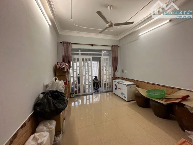 Nhà 4 tầng MẶT TIỀN KINH DOANH, tặng lại nội thất cao cấp,đường THẠNH LỘC 29,phường THẠNH
