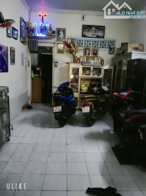 🔥 NHÀ RỘNG 100M² HẺM THÔNG TRẦN XUÂN SOẠN Q7 - TIỆN XÂY CHDV - GIÁ MỀM! 🔥