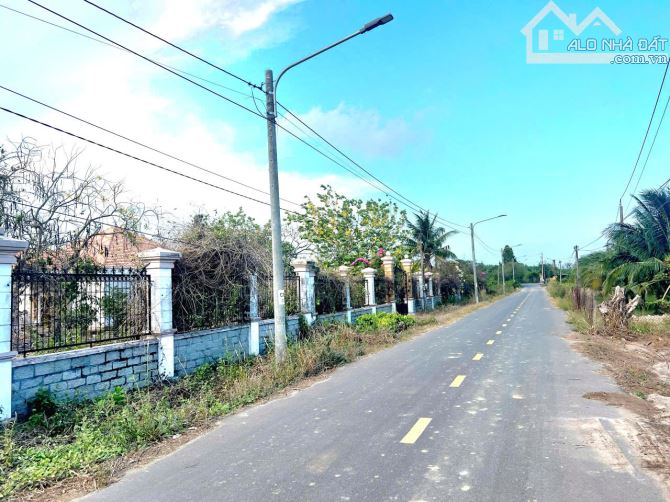 BÁN DÀN FO 8 LÔ TT PHƯỚC HẢI - DIỆN TÍCH 10X70M VIEW NÚI MINH ĐẠM GIÁ CHỈ 2,5 TỶ TL