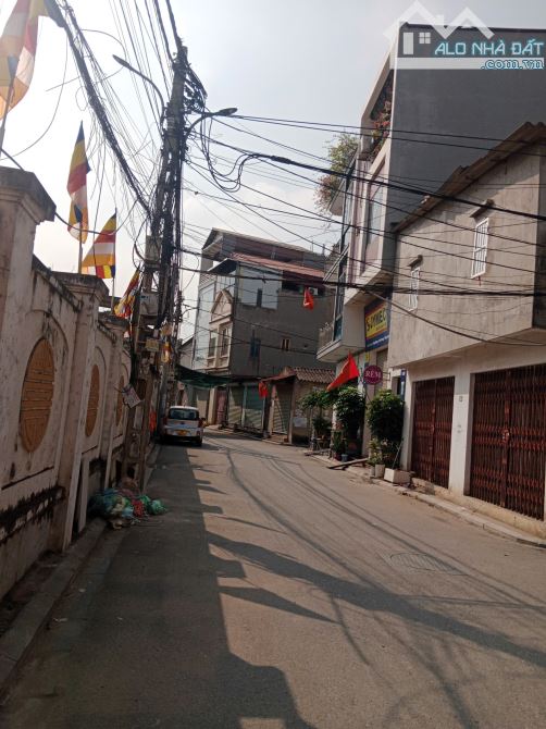 KIM CHUNG - BÁN ĐẤT TẶNG 6 PHÒNG TRỌ SẴN CÓ NGƯỜI THUÊ - SIÊU GẦN Ô TÔ TRÁNH - KCN BTL