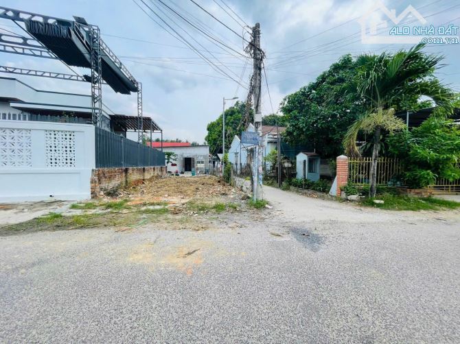 Bán lô góc mặt đường Tư Văn - Diên Lạc cách Tỉnh Lộ 2 đúng 50m phù hợp kinh doanh buôn bán