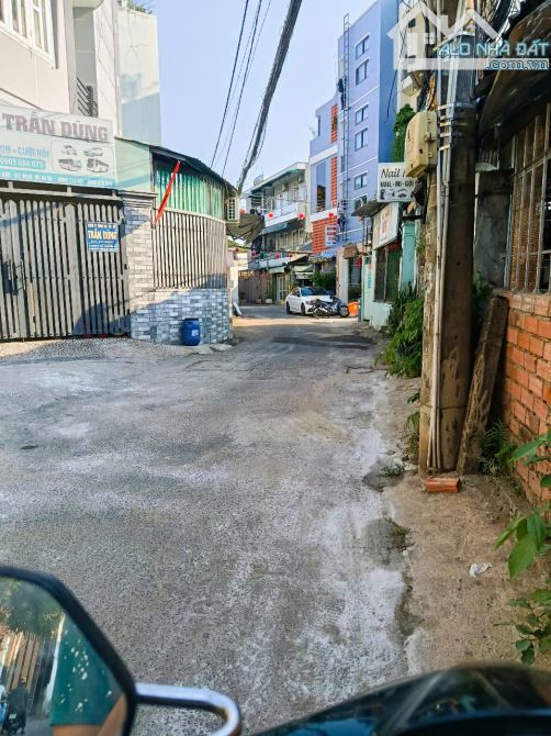 Nhà đẹp ngay Linh Chiểu, Thủ Đức – khu vực yên tĩnh, dân trí cao, hẻm rộng rãi, sạch sẽ