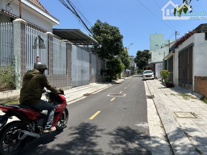 Bán đất đẹp 2 mặt tiền trước sau đường Phan Thị Niên - Vĩnh Hoà - Nha Trang