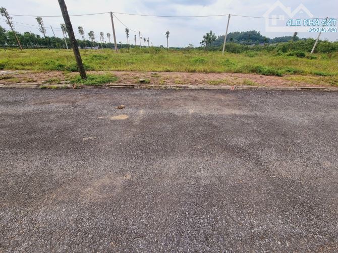 Đất Đấu giá Tam Đồng, 112.5m2, mt5m, 7.35 tỷ, Mê Linh.