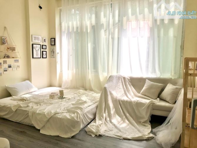 Cho thuê nhà Hồ Ba Mẫu, Đống Đa 65m 3 tầng 4PN Mới Sơn Sửa 14tr.