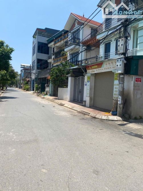 Bán đất Thống Nhất Hạ Trại Cự Khối 66m mt 5m 5.75 tỷ ô tô vào đất