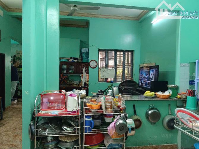 Nhà 2 tầng mặt tiền Quốc Lộ 1A, p Tân Chánh Hiệp, Q12, dt 193m2 (9,4mx25m) . Giá 12,3Tỷ - 10