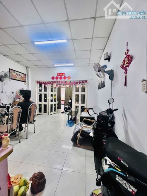 BÁN NHÀ HẺM XE HƠI UNG VĂN KHIÊM, PHƯỜNG 25, QUẬN BÌNH THẠNH – DT 89M2, NGANG 5.7M – NHÀ C - 10