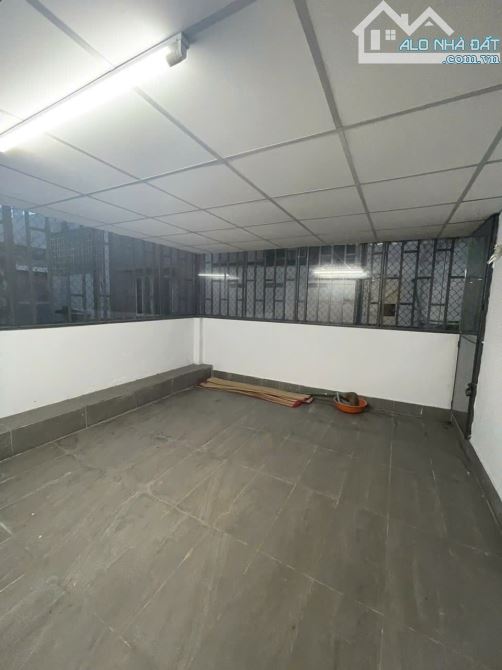 BÁN BIỆT THỰ KHU ĐỒNG DIỀU P4 QUẬN 8. THIẾT KẾ THÔNG THOÁNG, GẦN TTTM PARC MALL - 23 TỶ - 10