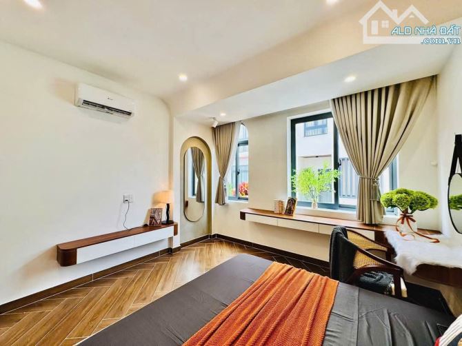 Bán nhà hẻm 6m đường Phạm Văn Chiêu, P.9, 4 x 15, 5 lầu, có thang máy  giá 9.8 tỷ tl - 10