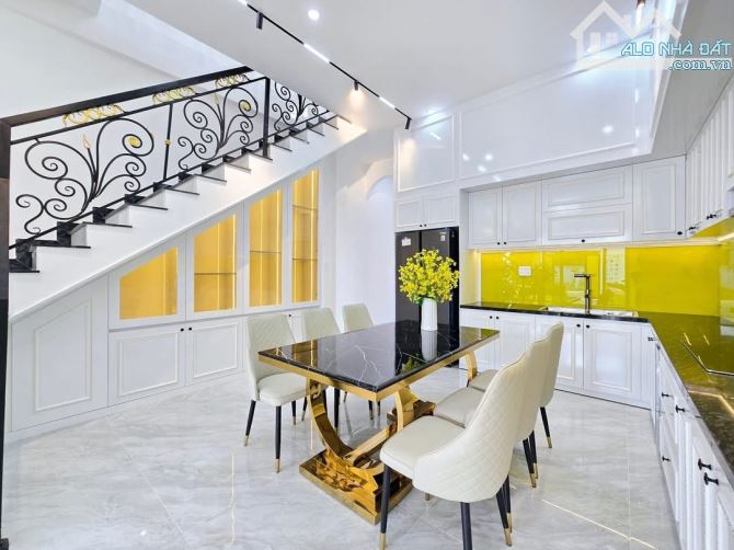 ❌❌Căn Nhà 3 tầng 2 Mặt Tiền Sân Vườn Diện tích Rộng: 117m2 trục Đường 5m5 Quận Cẩm Lệ - 10