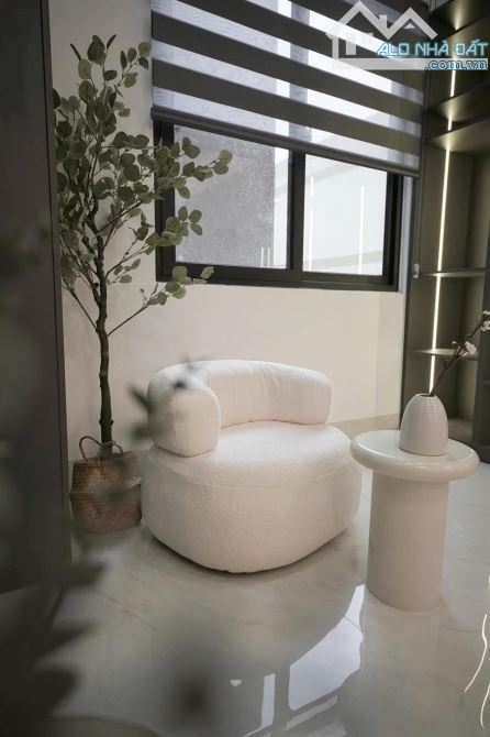 BÁN NHÀ 2 LẦU HIỆN ĐẠI HƯỚNG ĐÔNG NAM KDC HỒNG LOAN GIÁ CHỈ 5.9 TỶ! - 10