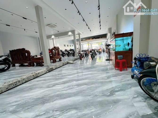 HÀNG ĐỘC LẠ MTKD Quang Trung view GÓC ngang 11m 330m2 KD tuyệt đỉnh làm showroom chỉ 45.9 - 10