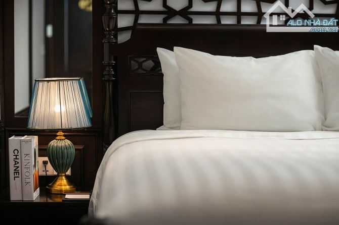 Khách sạn phố cổ, mặt phố Lương Ngọc Quyến, 305m2, 8 tầng, 60 phòng, 1 chủ, Hoàn Kiếm - 11