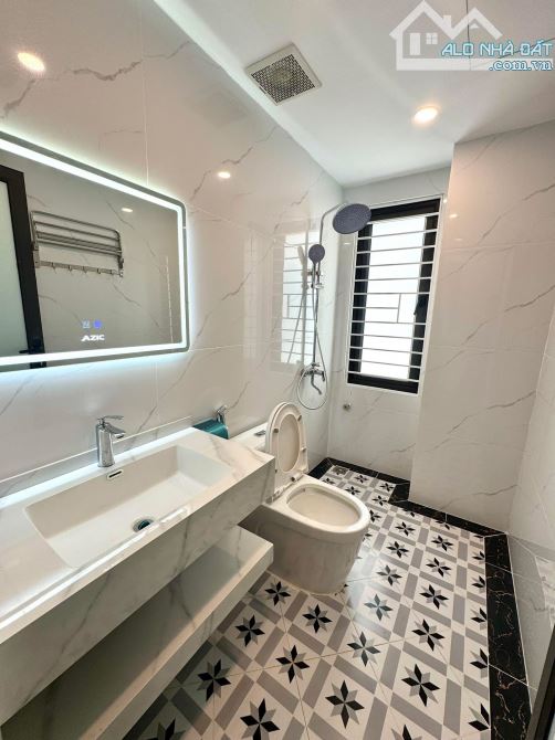 THẠCH BÀN 7 TẦNG THANG MÁY – Ở SƯỚNG NHƯ RESORT – 10,6 TỶ - 11